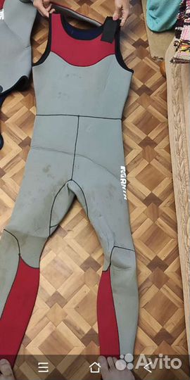 Гидрокостюм,ласты,маска,перчатки,носки,боты
