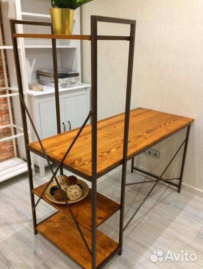 Компьютерный стол