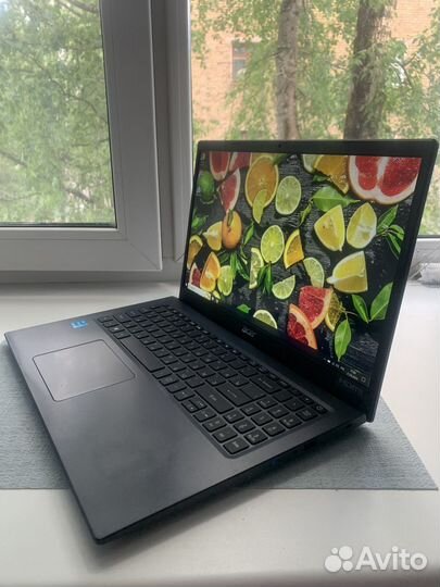 Современный ноутбук Acer 15,6 FullHD IPS