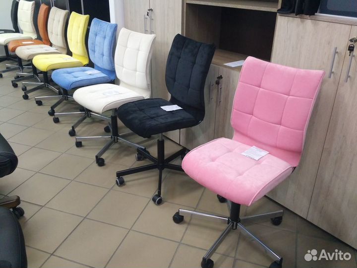 Компьютерное кресло новое