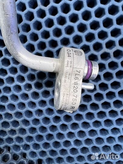 Трубка шланг кондиционера Touareg Audi Q7 4L 3.6