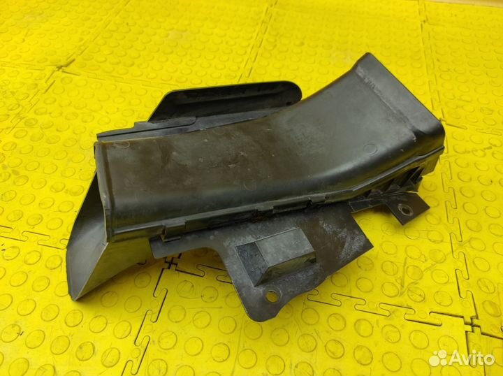 Воздуховод охлаждения тормозов правый Bmw 323I E46