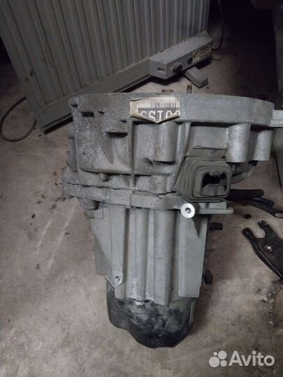 Продам МКПП рено сандэро логан