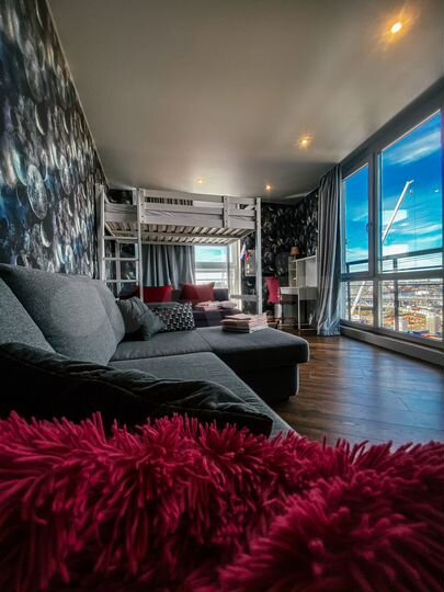 2-к. квартира, 100 м², 5/15 эт.