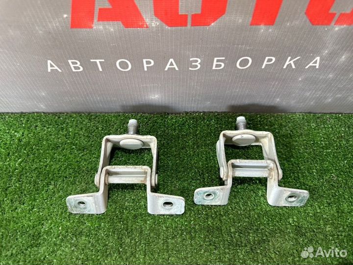 Петли крышки багажника Kia Rio 3 Ub 11-17 хэтчбек