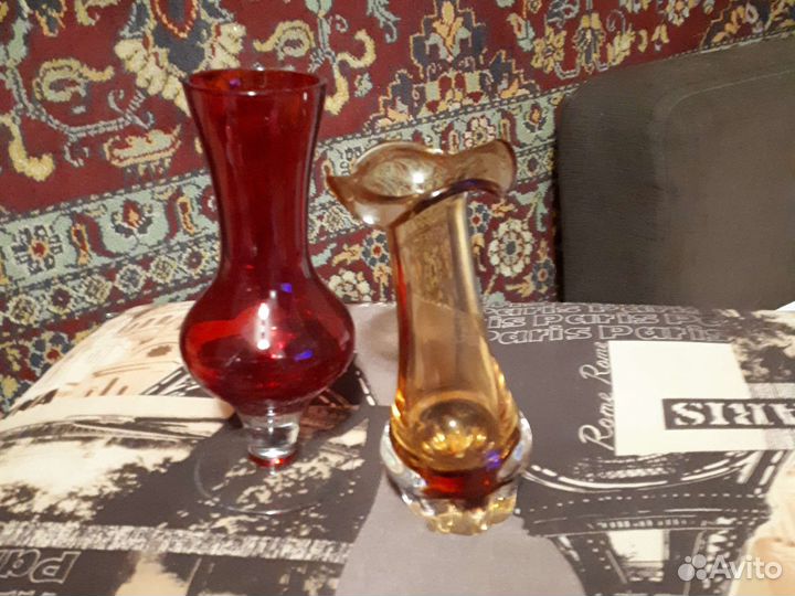 Винтажные вазочки цветное стекло