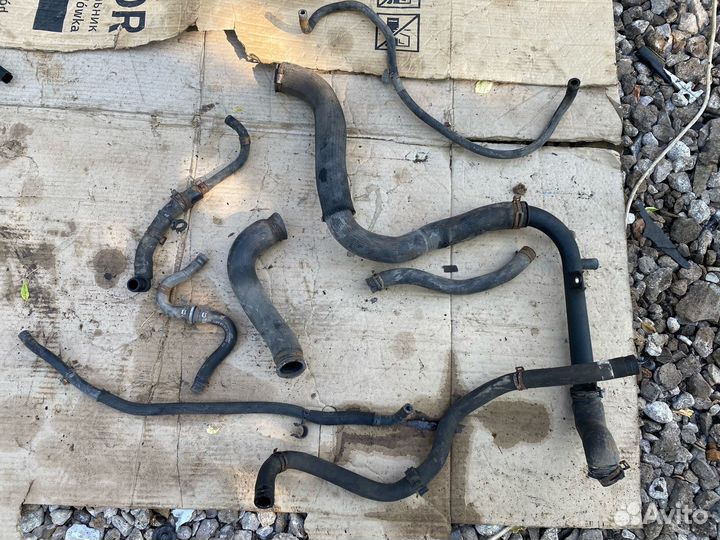 Патрубок охлаждения Chevrolet Cruze 1.6 AT