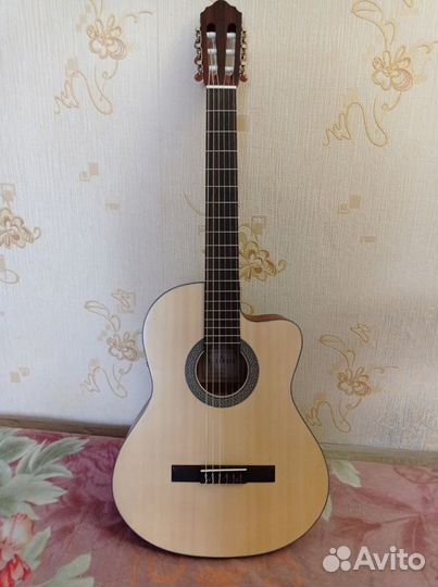 Классическая гитара