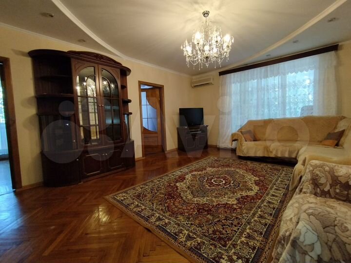 3-к. квартира, 75 м², 1/9 эт.