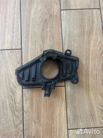 Накладка птф правая Toyota Rav4 Xa50 С 2019 Года