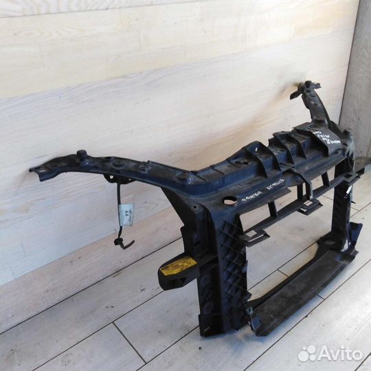 Передняя панель телевизор Ford Fusion I