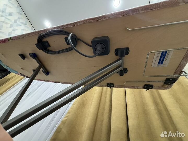 Гладильная доска с рукавом