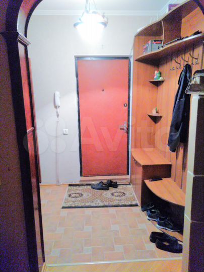 Комната 18 м² в 3-к., 14/17 эт.