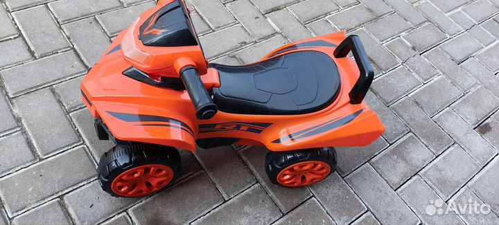 Машинка Каталка