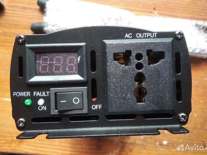 Инвертор 12в/ 220в/2000w чистый синус
