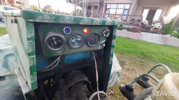 Мини-трактор, 2012