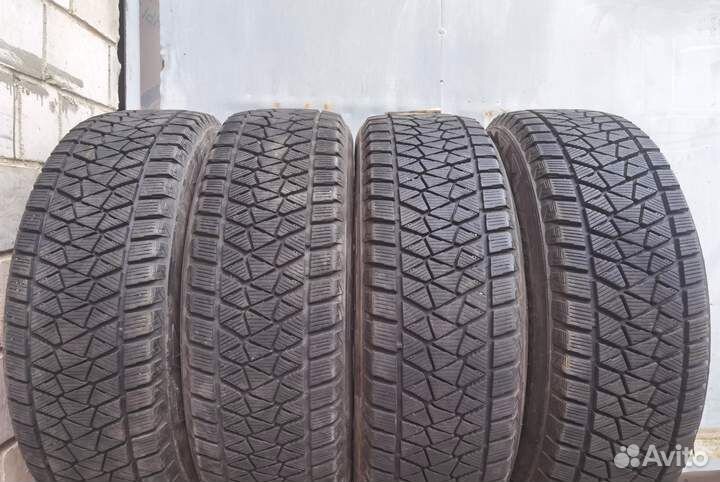 Bridgestone Blizzak DM-V2 225/65 R17 102V