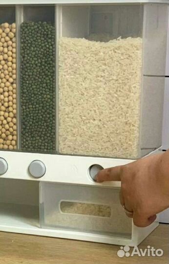 Бокс для круп с дозатором