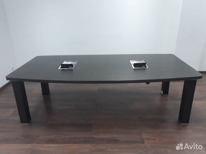 Стол мультимедийный