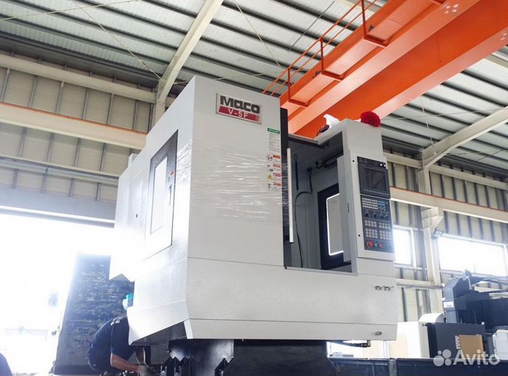 4-х осевой Фрезерный станок с чпу Тайвань