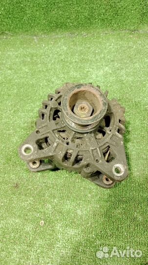 Генератор Renault Logan