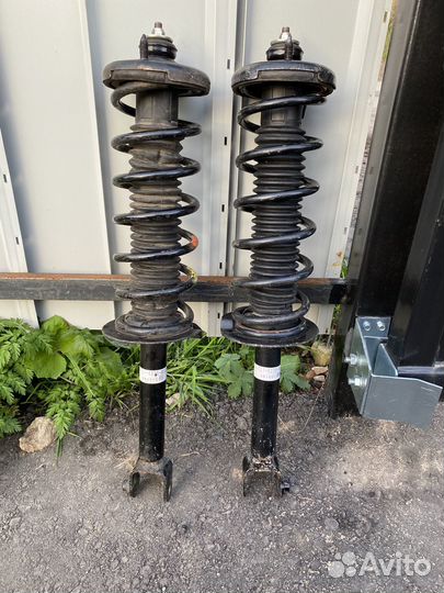 Задние стойки Honda Accord