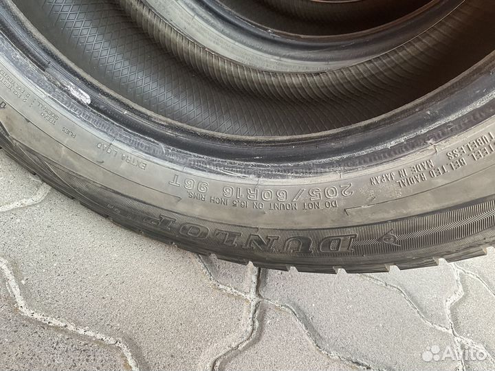 Dunlop Winter Maxx WM01 205/60 R16 96T