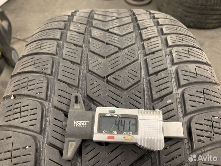 Pirelli Scorpion Winter 275/40 R22 108V