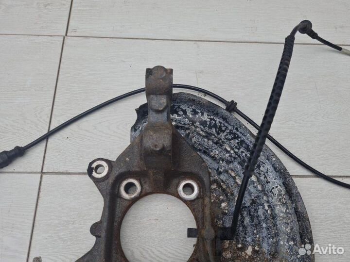 Кулак задний левый Jeep Renegade 1 EJK 2016