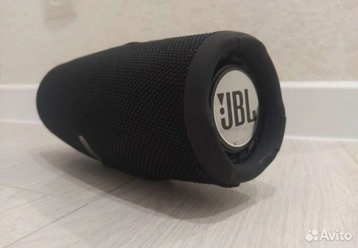 Колонка JBL