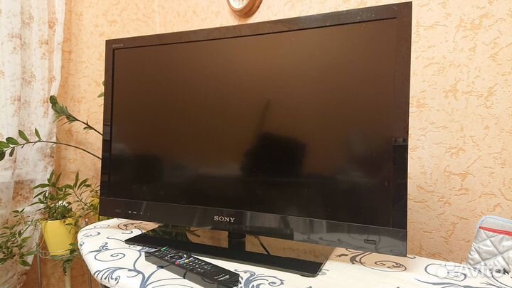 Телевизор Sony KDL-32EX720 и 3D очки TDG-BR250