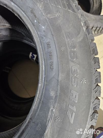 Viatti Bosco Nordico V-523 235/65 R17