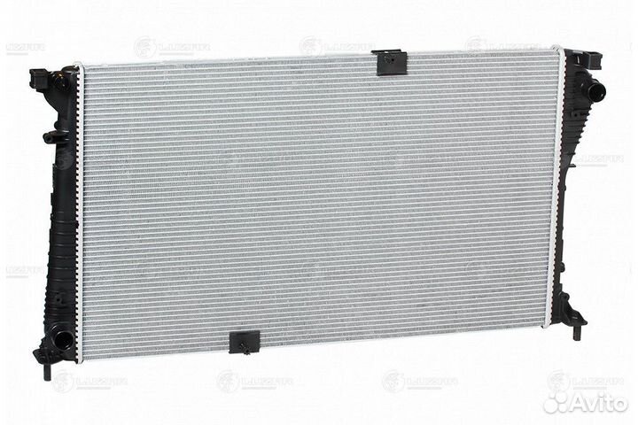 Радиатор охлаждения двигателя Opel Vivaro A (01) 2