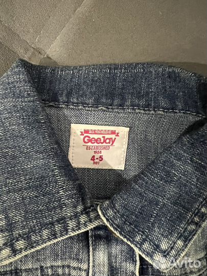 Джинсовая жилетка для девочки