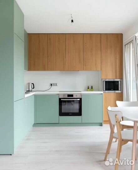 Кухня под потолок