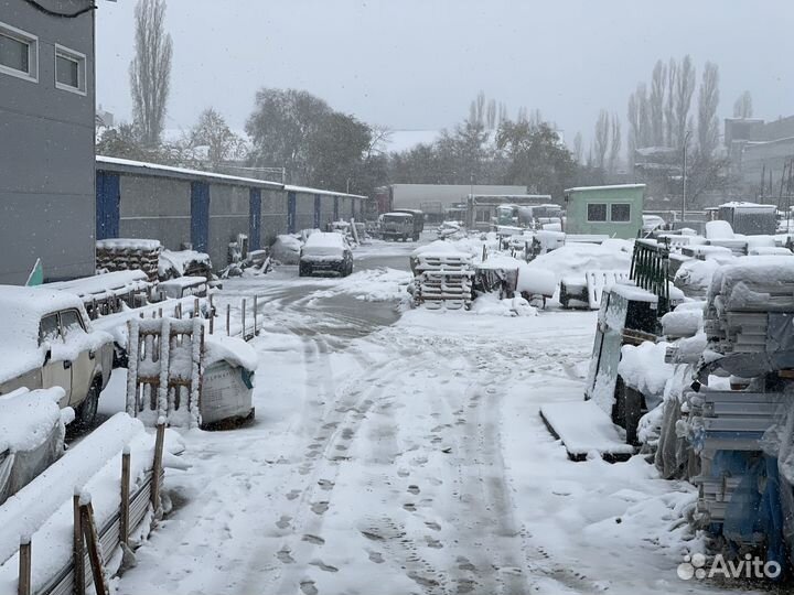 Производственная база с арендаторами