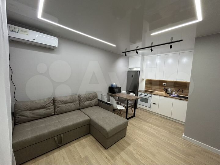 2-к. квартира, 39 м², 8/10 эт.