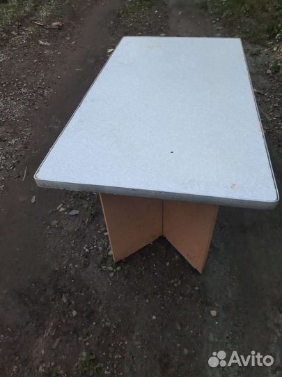 Куханыи стол