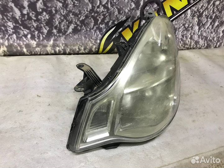 Фара передняя левая с коррект Nissan Almera G12