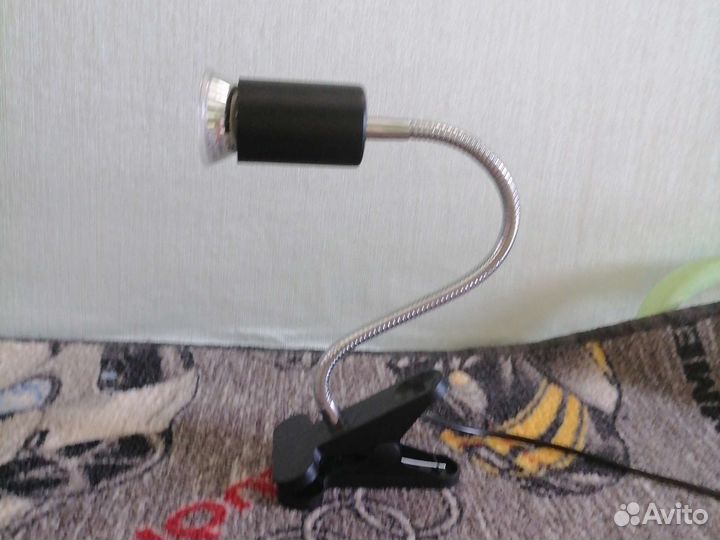 Ультро-фиолетовая лампа для рептилий