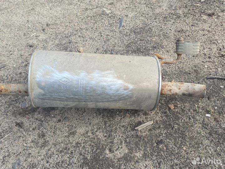 Ларгус резонатор с глушителем и катализатором