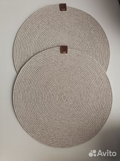 Салфетки сервировочные и корзинки