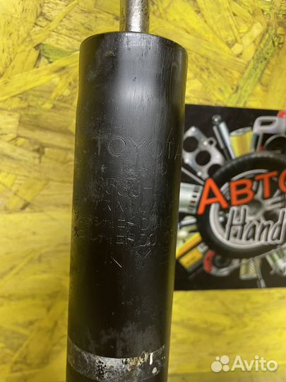 Амортизатор задний Toyota Caldina AZT241W