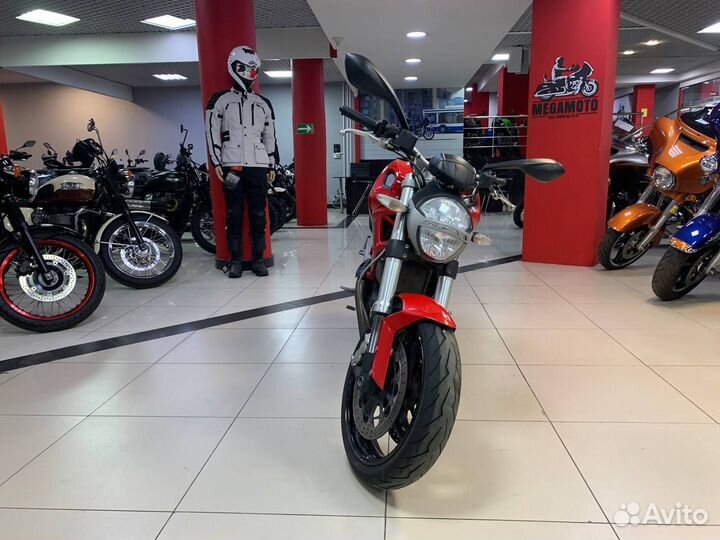 Ducati Monster 696, 2013