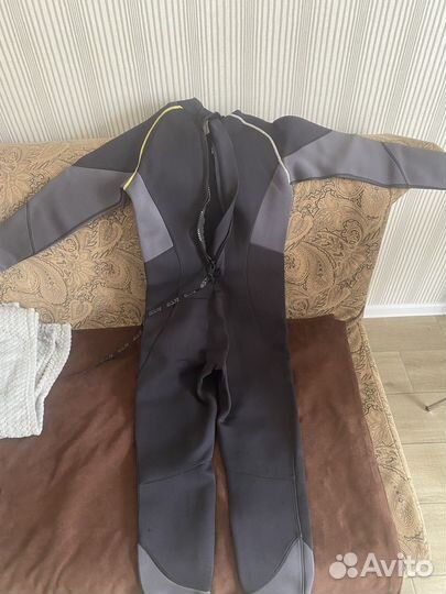 Костюм для дайвинга