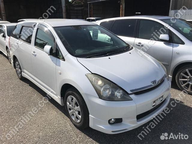 Пластик салона Toyota Wish ZNE14 1ZZ-FE