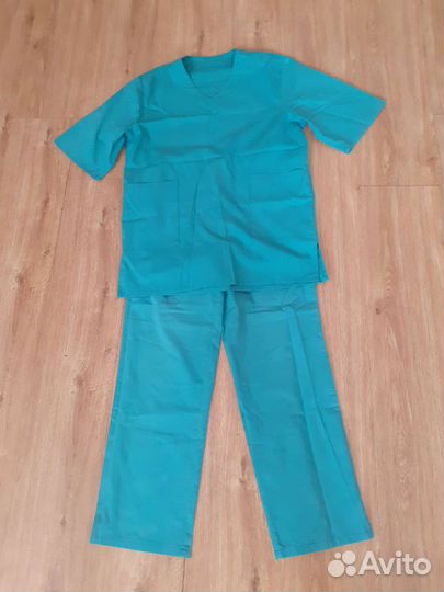 Медицинский костюм
