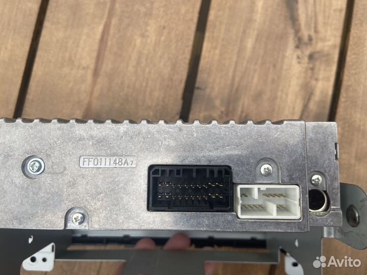 Штатная магнитола с Suzuki Grand Vitara