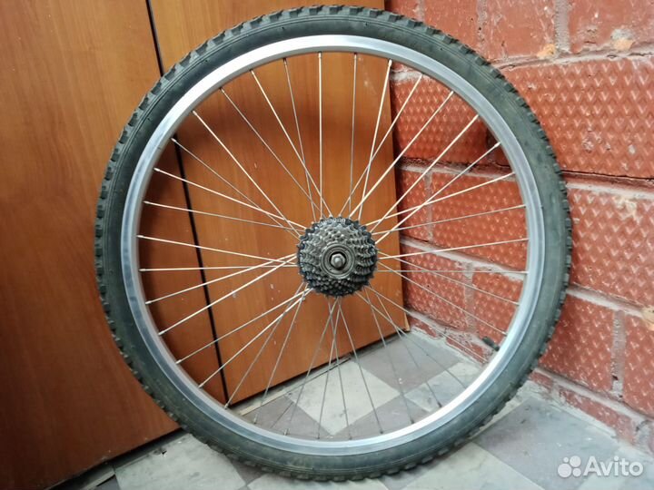 Велосипедное заднее(7-звёздочек)колесо 26 бу