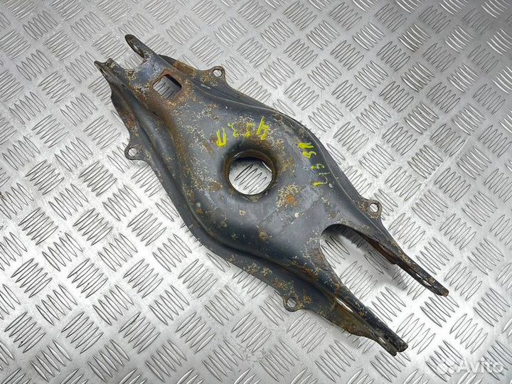 Рычаг подвески задний правый Mercedes-Benz C280